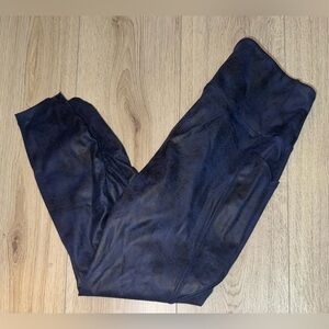 Zyia active distressed blue ankle cinched 7/8 ankle leggings tights